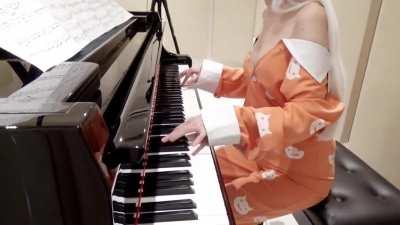 Bakemonogatari ED Kimi no Shiranai Monogatari Tsubasa Hanekawa Cosplay Piano Cover!