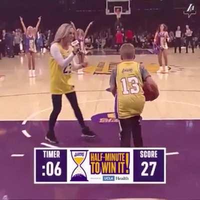 No pressure felt from young baller at Lakers game.