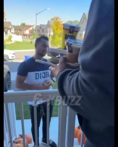 Dude caught the DoorDash driver spitting in his drink 🤢🤮 in Whitby