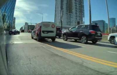 Impatient driver with no number plates misses me and hits another car