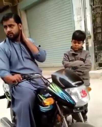 WCGW revving your bike when the kid is around