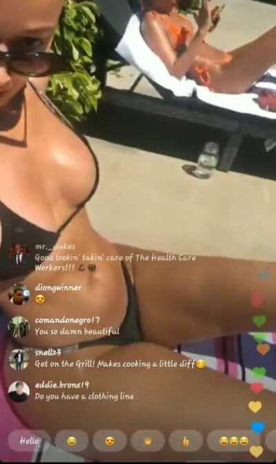 Bikini Vibes on IG Live