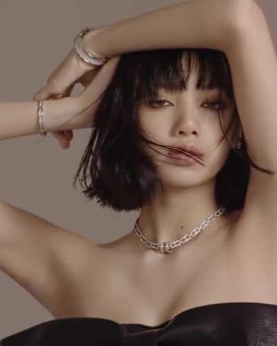 Lisa for Vogue HK 2021