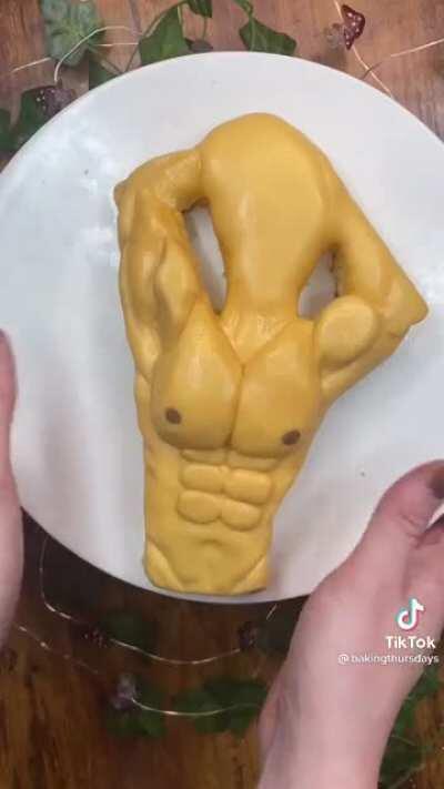 Buff Waluigi Cake to honour our god