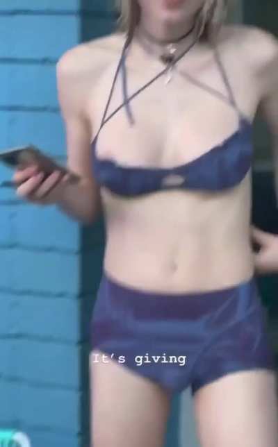 Hunter Schafer Nip Slip