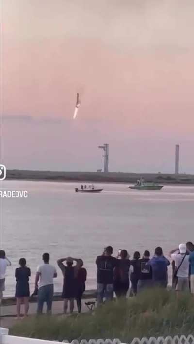 Happy freakout over a rocket getting caught with metal chopsticks