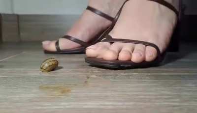 Snail crush strappy heels