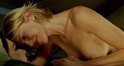 Laura Harring and Naomi Watts lesbian plots in Mulholland Drive (HD) - Part 2