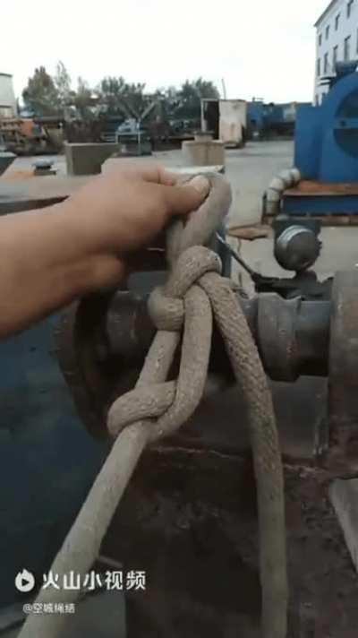 Tying a quick release cowboy hitch knot