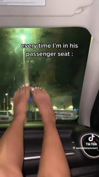 Toes on windshield 