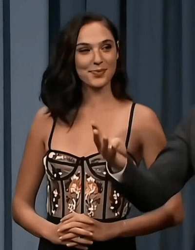 Gal on Jimmy Fallon | 2017