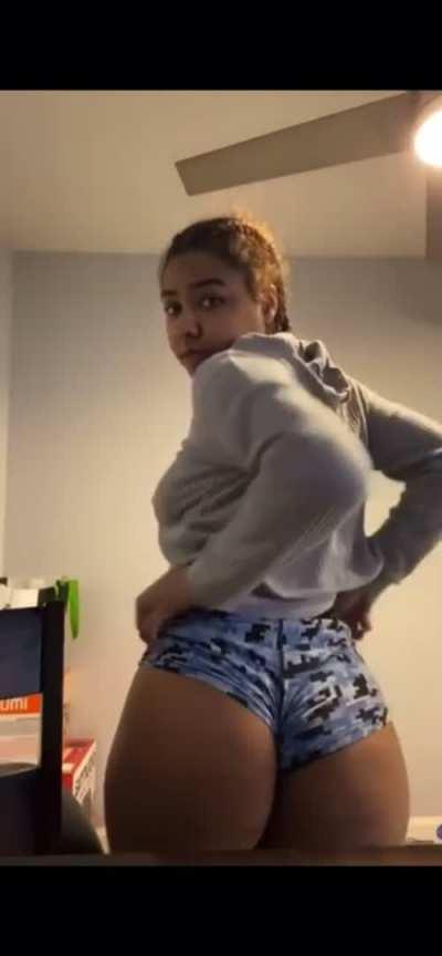 I heard my daughter getting bragged on by her cousins and one of them said “ why is it shaped like that” so I busted in and caught her showing her ass to her cousins…she tried to pull them shorts down but I saw tht fat ass before she could 😍