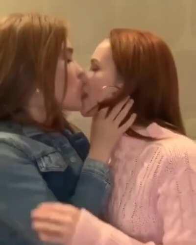 Redhead Lesbians