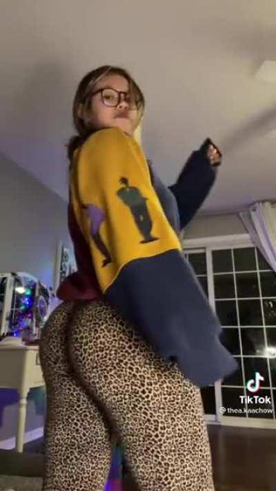 Is her ass getting fatter🤤😮‍💨