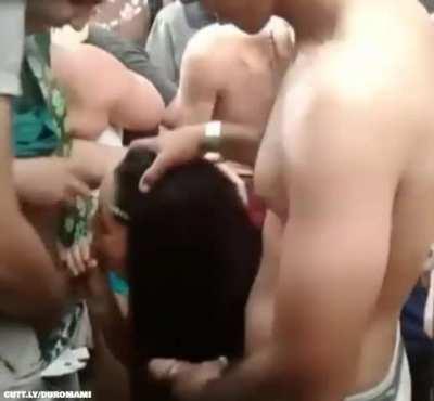 [/r/PartygirlsOF] Blowjob at a festival