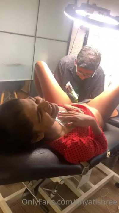 Khyati shree getting a pussy tattoo