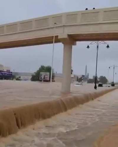 More footage of the floods caused by Cyclone Shaheen in Sultan Qaboos Highway.