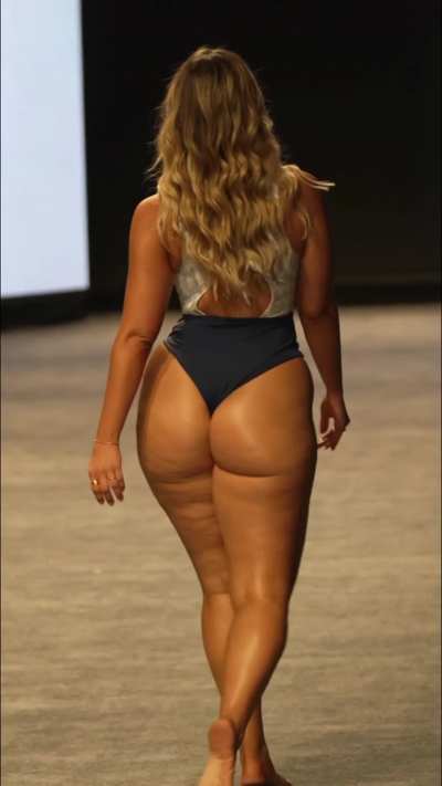 Runway Cheeks