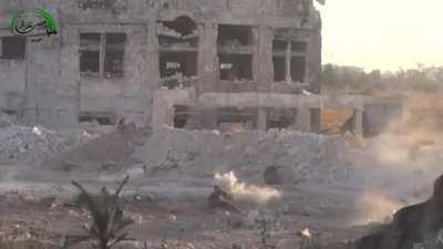 Syrian soldiers inadvertently run directly into a squad of rebels from the FSA's 13th Division in Leramon, Aleppo (June 2015)