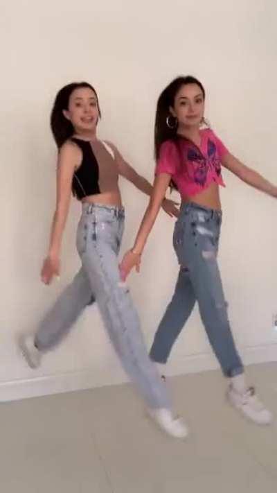 MerrellTwins - Video #9960