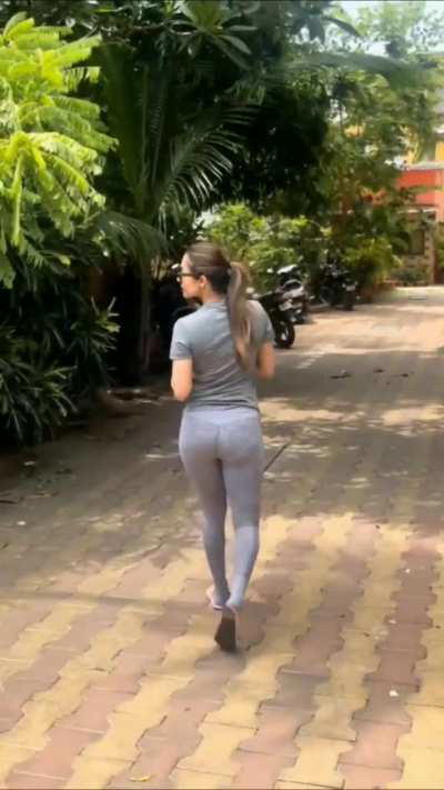 To all the Malaika Arora Fappers What if you in your Fantasies you Accidentally meet Malaika Ma'am in this Outfit at n Chocolate cake Shop / That Jiggly Fat Ass Hits you more Hard when she's wearing Grey on that Dusky Skin 