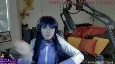 Streamer underestimates her powers