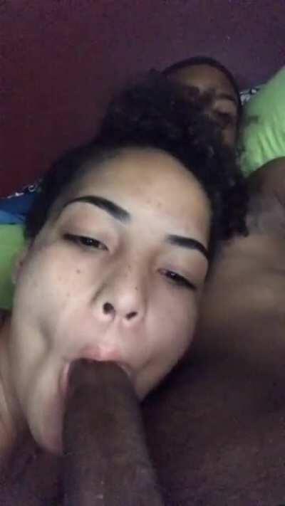 Light skin cutie with braces is having fun playing with the dick 🍆💦 Join our discord for the freakiest Thots 💦 Click on the link in the comments.