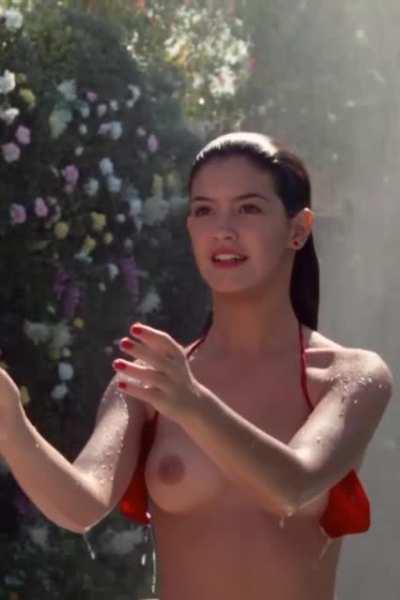 Phoebe Cates in Fast times at Ridgemont High