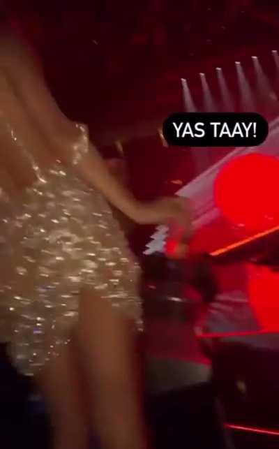 Taylor dancing and shaking her butt in a skimpy sheer minidress at the MTV VMAs!