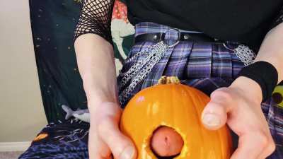 Fucking a pumpkin with my big dick 🎃