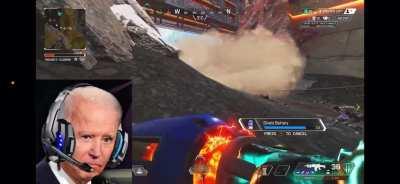 Trump plays Apex Legends with Biden