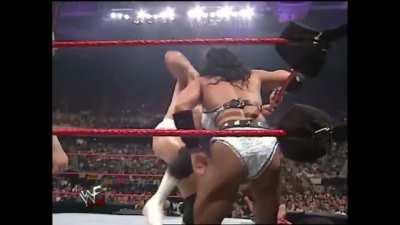 Chyna kicked low by Val Venis