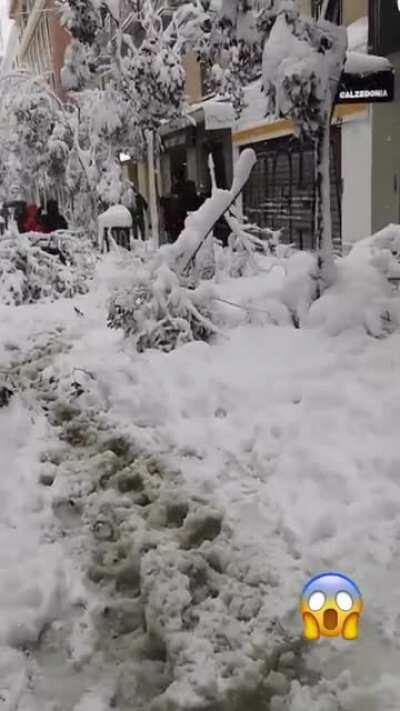 Asi ha quedado lavapies depues de la tormenta