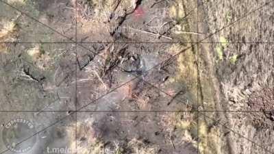 Russian FPV drone kills several ukrainians in there trench 