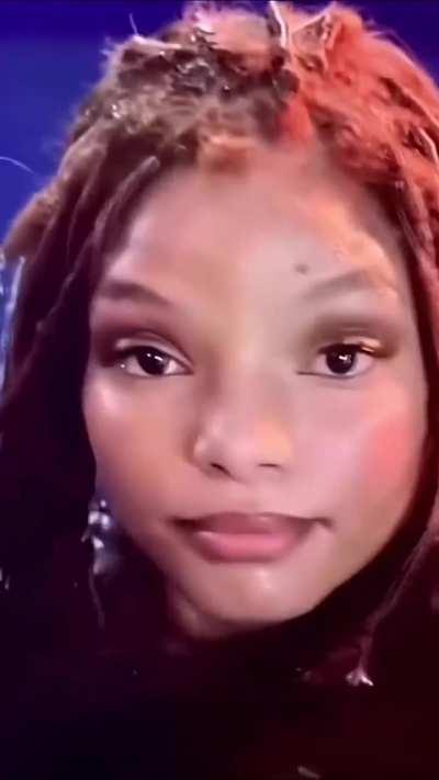 Halle Bailey 