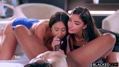 Eliza Ibarra and Emily Willis Sucking a Bbc