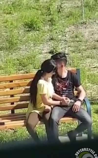 Getting A Handjob By The Lake - ðŸ”¥ Public handjob in the park finishing in her mouth : Pub...