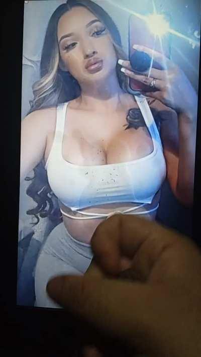 Cumtribute to Hot Latina