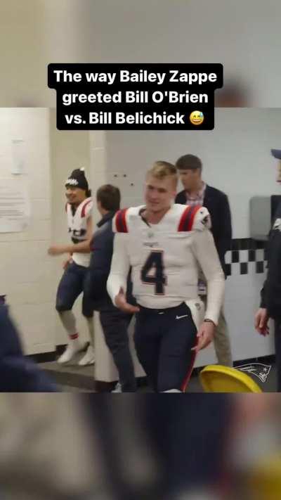 [Highlight] The way Bailey Zappe greeted Bill O’Brien vs. Bill Belichick