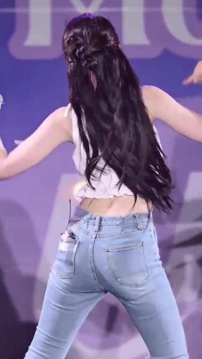 Arin 🍑