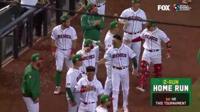 Mexico's Randy Arozarena DRILLS a two-run homer to tie the game against  Colombia