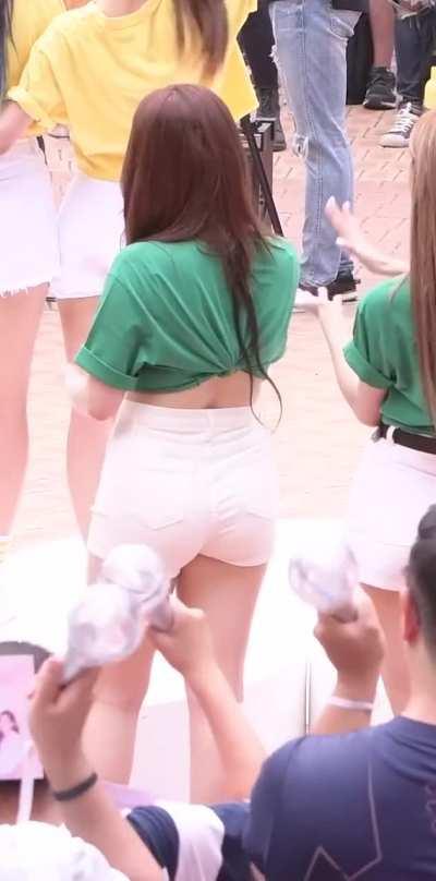 Momoland - Nancy