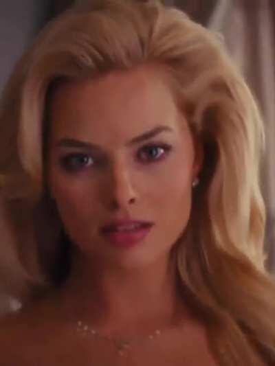 (NSFW) Margot Robbie Peak With The Wolf Of Wall Street Movie 🤫