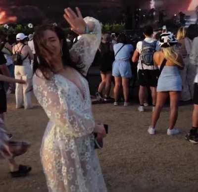 From her latest Coachella Vlog (More in comments)