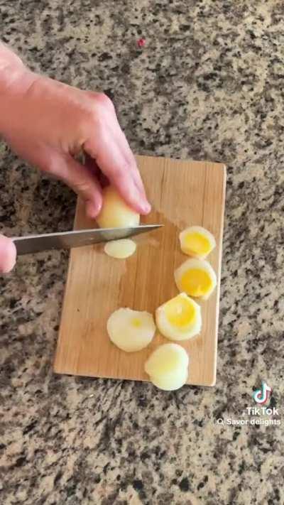 A Stupid Way to Cook Eggs 