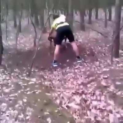 Cyclist frees a mountain goat that got its horn wrapped around a tree