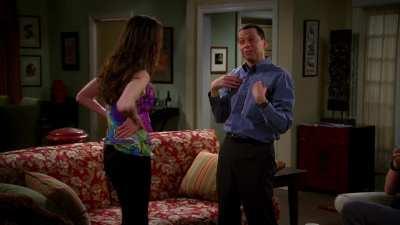 Marin Hinkle Kicks a Man in the Balls in Two and a Half Men 11x15