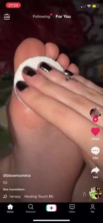 emo feet