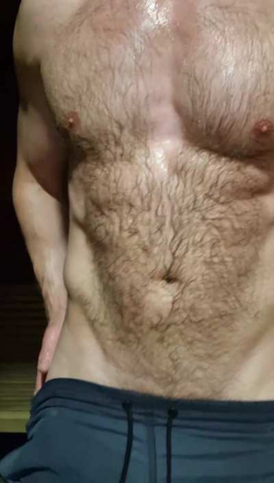 [41] You like musky older men?