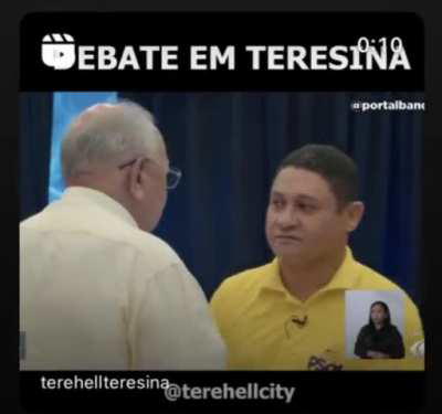 Prefeito de Teresina dá cabeçada em candidato durante debate.